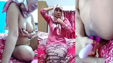 Bokep Jilbab Ukhty Montok Colmek Di Kamar 2026