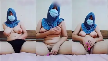 Bokep Jilboobs Biru Sange Ngocok Memek Sampe Banjir
